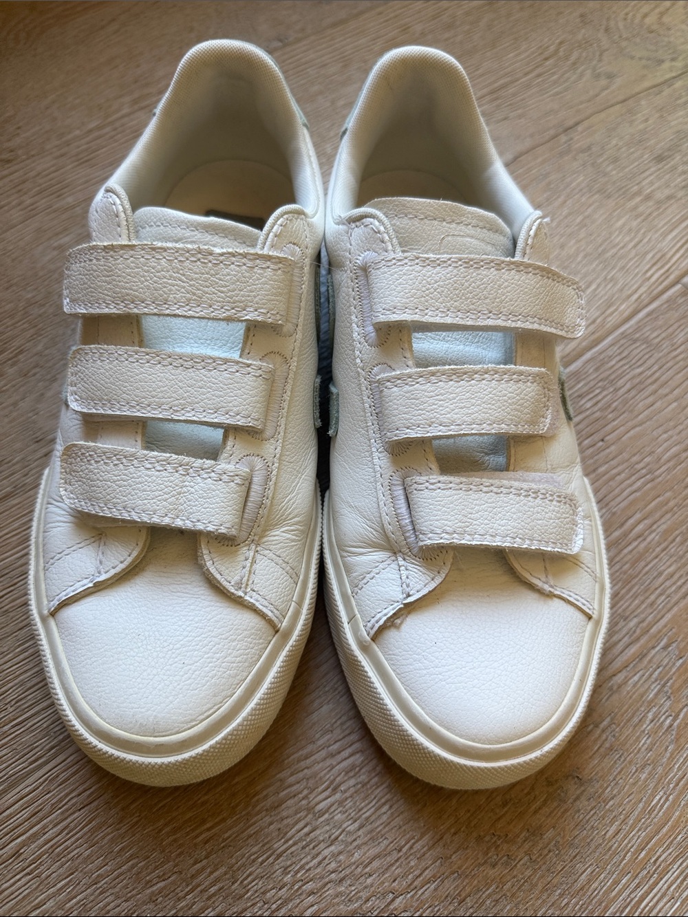 Veja White Leather Sneakers with Pale Green 'V' and Triple Velcro - Picture 6 of 6